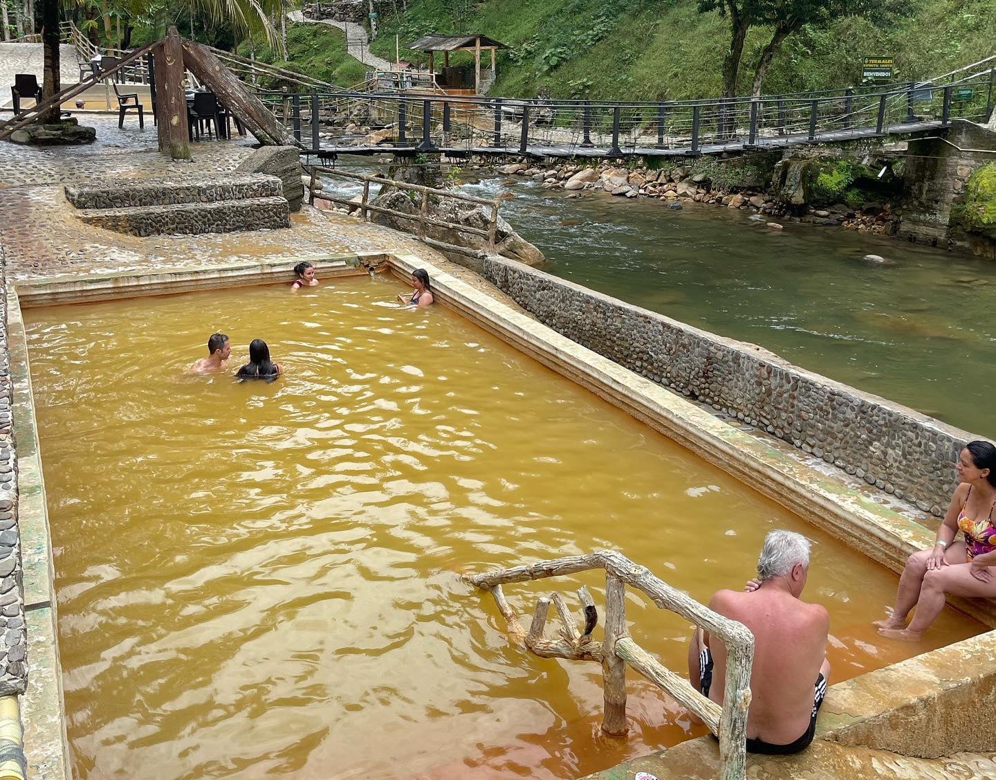 Termales del espirita Santo Nariño